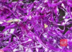 紫甘蓝肉酱炒饭的做法图解2