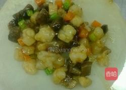 金汤海鲜包的做法图解3