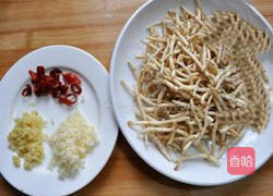 珍选捞汁折耳丝的做法图解3