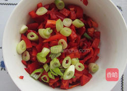 珍选捞汁饺子皮的做法图解2