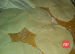 芹菜猪肉馅包子的做法图解5