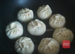 芹菜猪肉馅包子的做法图解11