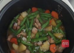 五花肉时蔬焖米饭的做法图解8