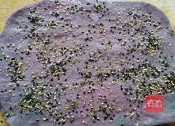 棒棒糖芝麻盐花卷的做法图解3