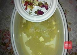 茉莉玫瑰银耳百合羹的做法图解2