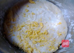 玉米葡萄干蛋挞的做法图解2