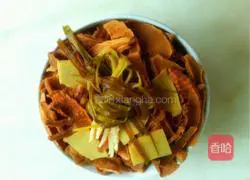 Illustration of how to make dried bamboo shoots with pork belly 9