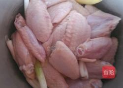 香酥鸡翅的做法图解1