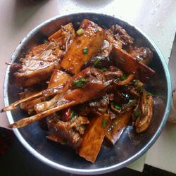 淮山柱候酱闷鸭的做法[图]