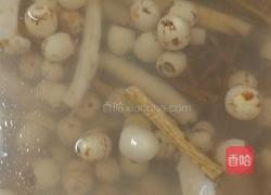 养生乌鸡汤的做法图解1