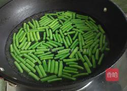 花椒油凉拌豇豆的做法图解3