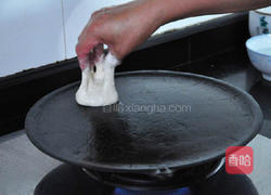 芙蓉麦油煎的做法图解2