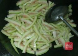 醋溜西瓜皮的做法图解3