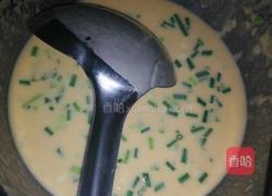 葱花煎饼的做法图解2
