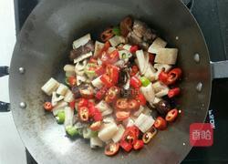 藕闷牛排的做法图解4