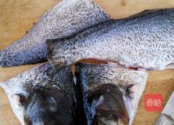 花鲢豆腐汤的做法图解1