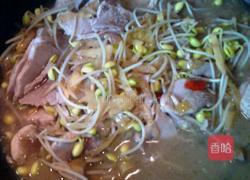 酸菜猪脚的做法图解8