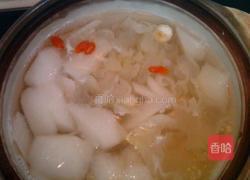 雪梨银耳养颜羹的做法图解7