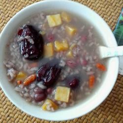 红豆红薯枸杞粥的做法[图]