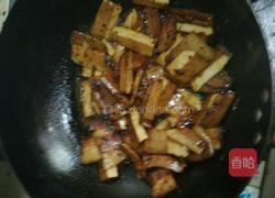 香干回锅肉的做法图解5