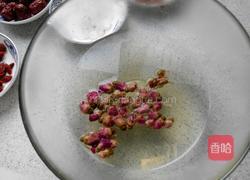 玫瑰八宝糯米藕的做法图解1