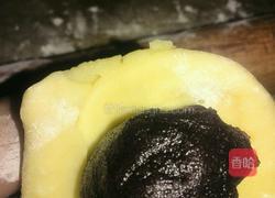 香酥豆沙蛋黄饼的做法图解5