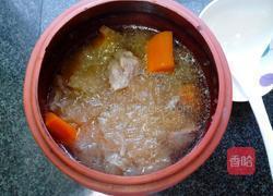 雪耳养肌汤的做法图解2