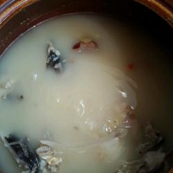 奶白鱼头汤的做法[图]