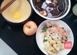 苹果蛋包饭的做法图解1