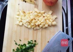 苹果蛋包饭的做法图解2