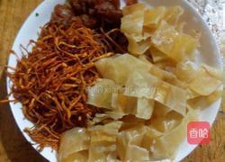 老鸡鱼鳔汤的做法图解2