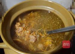 老鸡鱼鳔汤的做法图解6