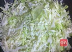 圆白菜炒饼的做法图解4