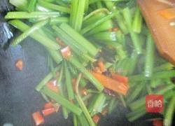 辣炒芹菜的做法图解6