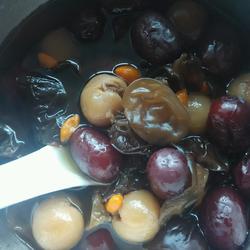 红枣木耳养颜汤的做法[图]
