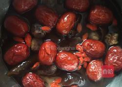 红枣木耳养颜汤的做法图解1