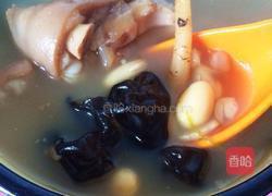黄豆猪手老火靓汤的做法图解7