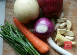 韩式辣白菜的做法图解1