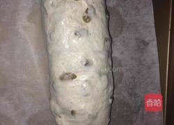 全麦葡萄干大面包的做法图解3