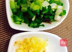 虾仁滑蛋的做法图解2