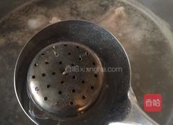 棒骨炖酸菜的做法图解2