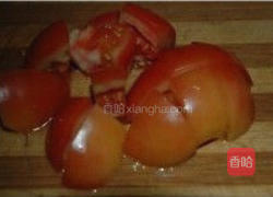 番茄炒菜花的做法图解1