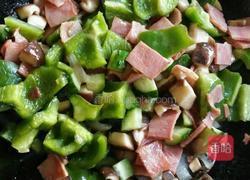 培根青椒香菇炒的做法图解6
