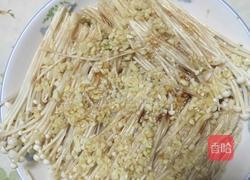 蒜蓉金针菇的做法图解1
