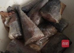 燕鱼炖宽粉的做法图解1