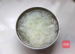 虾皮粉丝炒包菜的做法图解2