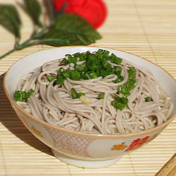 清汤芝麻酱苦荞面的做法[图]