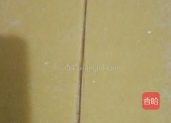 蛋黄菊花馓的做法图解4