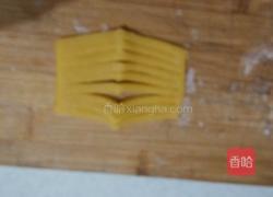 蛋黄菊花馓的做法图解8