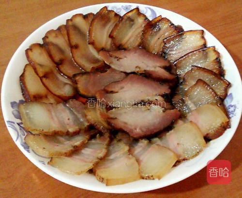 取一块切片，上锅蒸30分钟便可食用！
